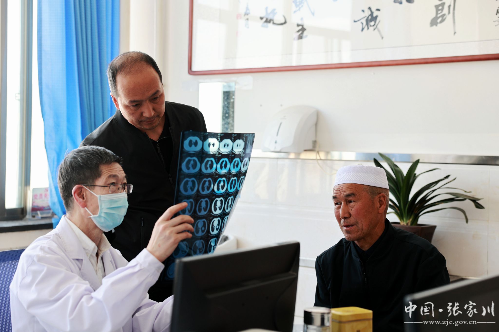 名医工作室杜志兴:以百姓心为心造福家乡人民-张家川回族自治县人民