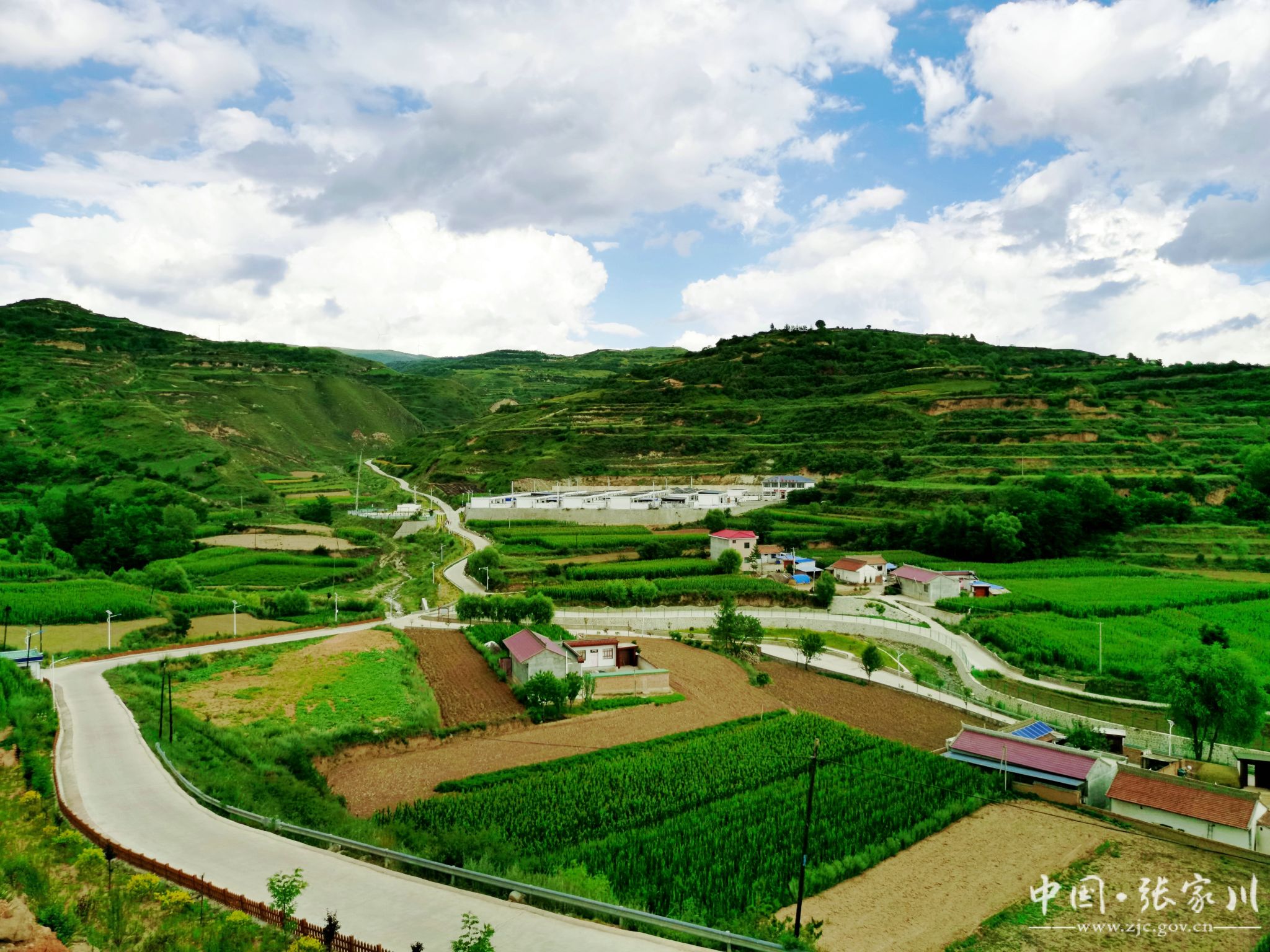 当前位置>首页>今日张家川 >正文马兴周表示,"三抓三促"行动开展以来