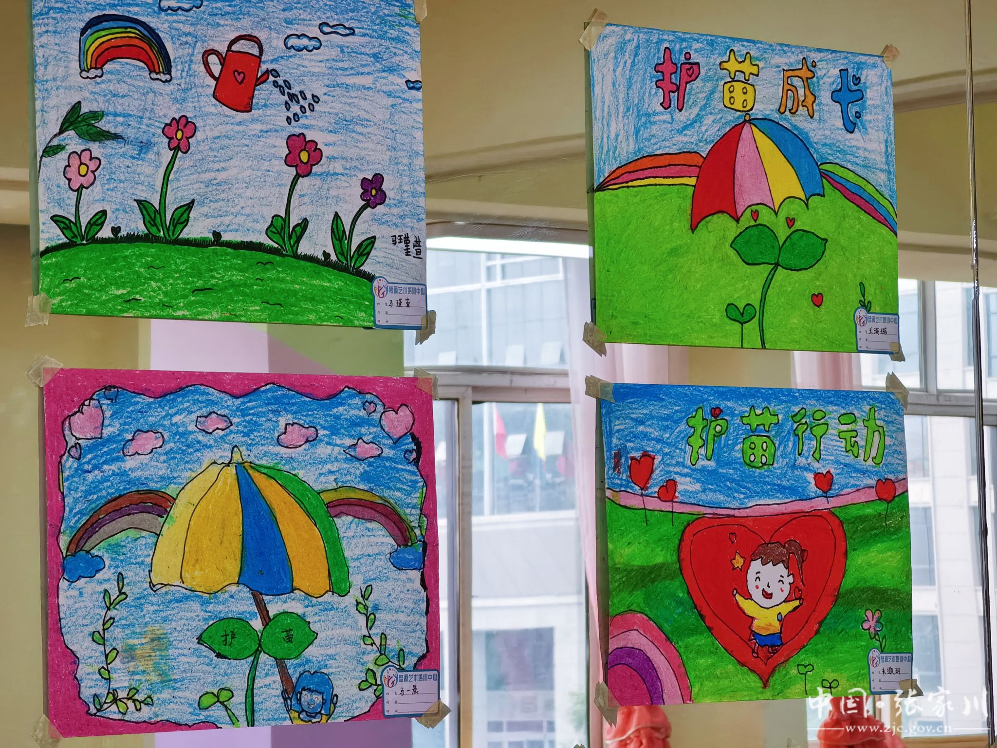 张家川县举行喜迎国庆阅圆中秋全民阅读暨护苗2023绿书签行动绘画作品