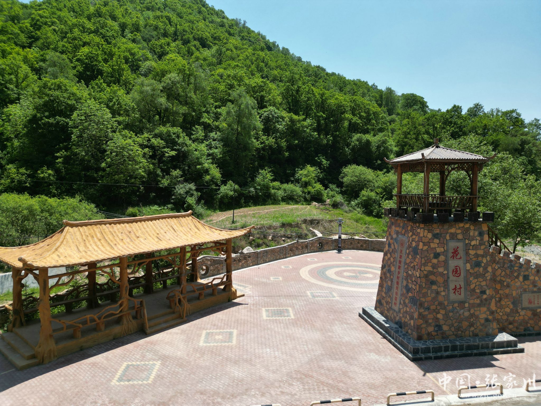 张家川县:筑丝路关山生态屏障  打造美丽宜居花园村