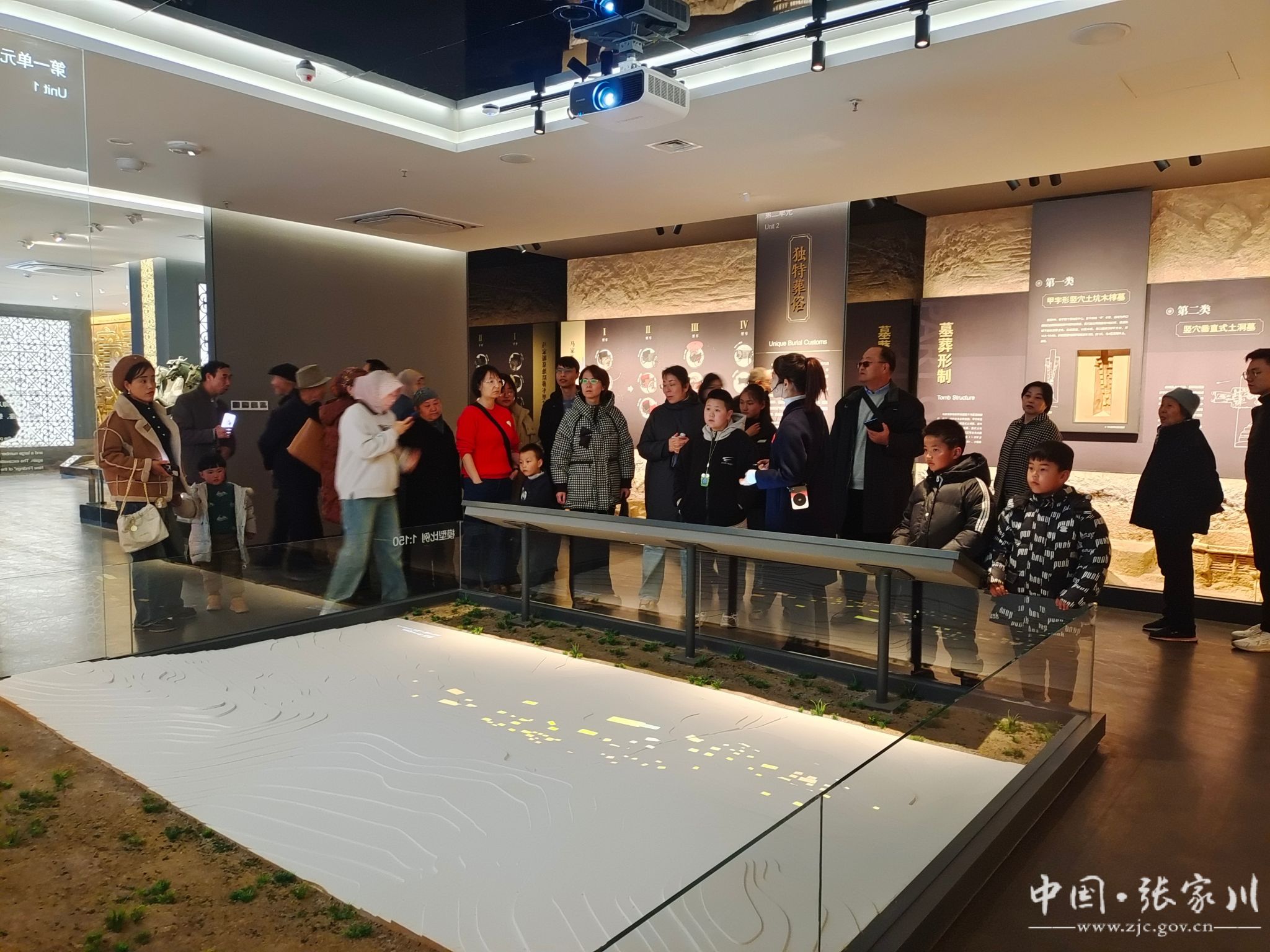 策划推出丰富多样的体验活动,满足公众文化需求,树立良好的博物馆服务