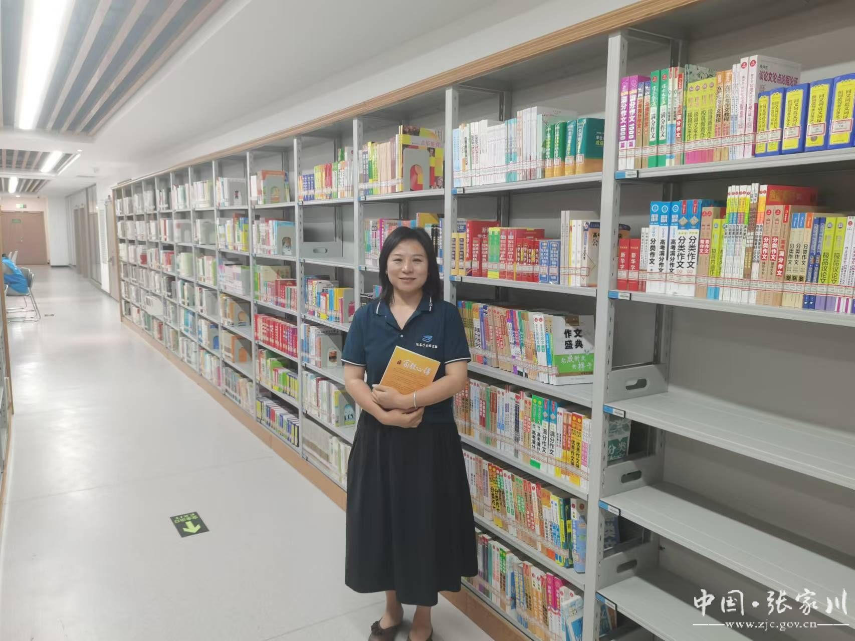 张家川县开启暑期延时服务 打造市民"消暑"好去处